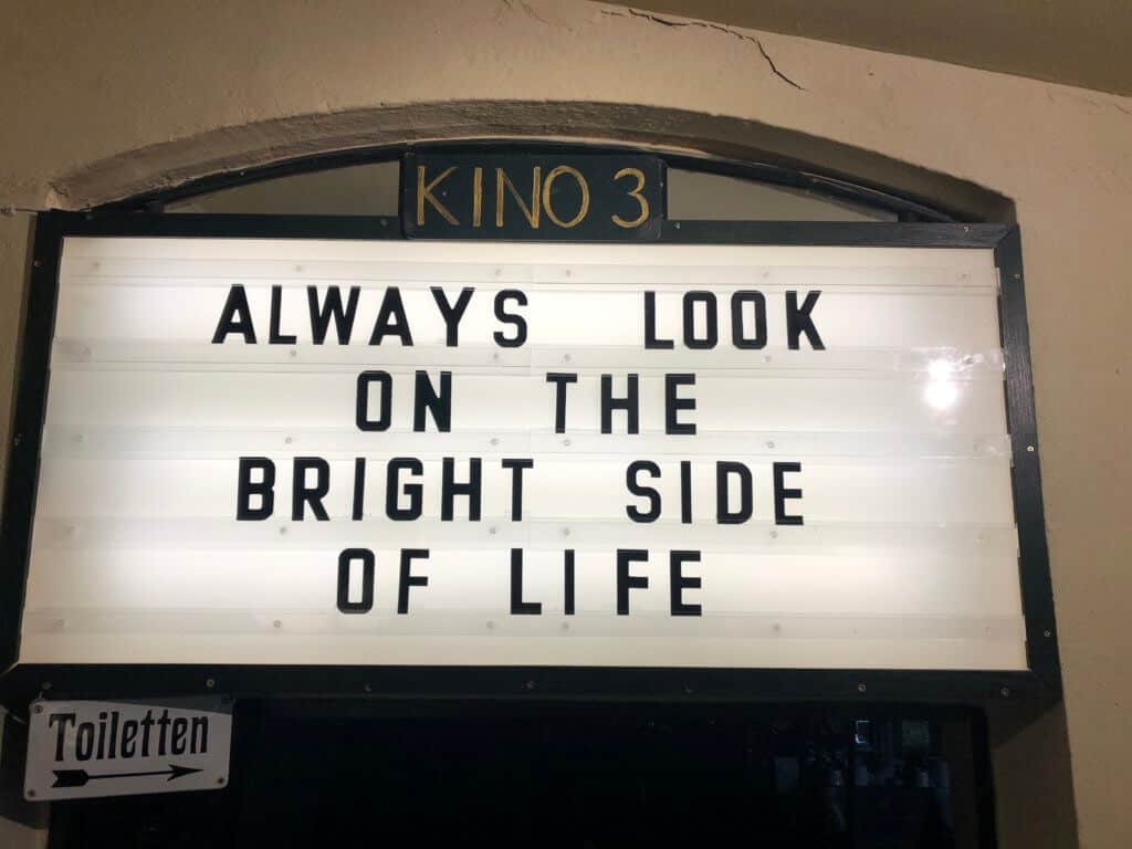 Programmanzeiger: "Always Look on the Bright Side of Life"