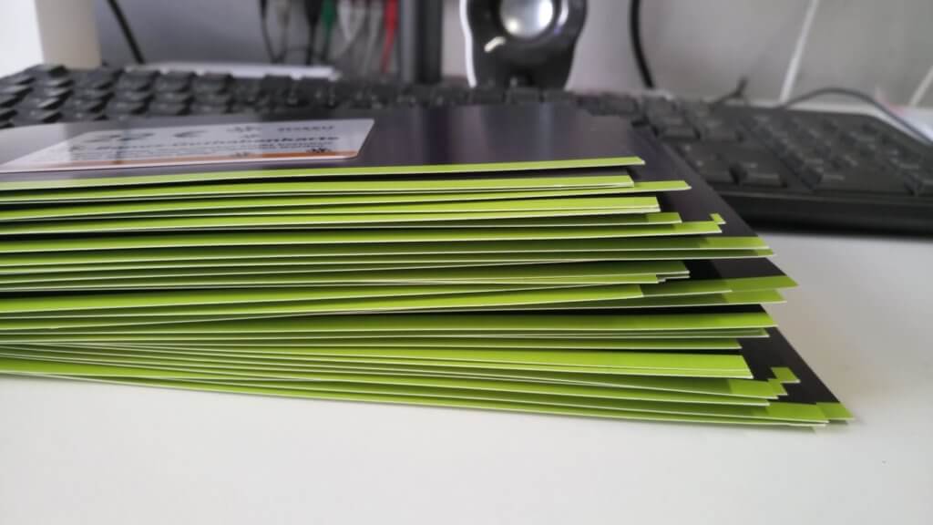 Ein Stapel Gutscheine